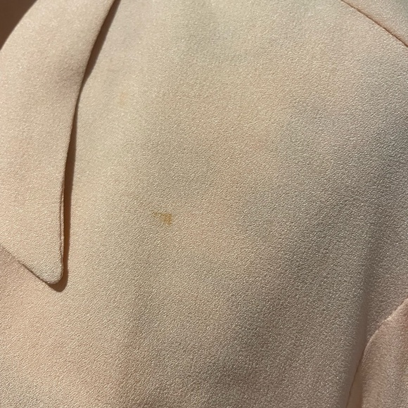 Apricot silk blouse with poet sleeves - Picture 5 of 7